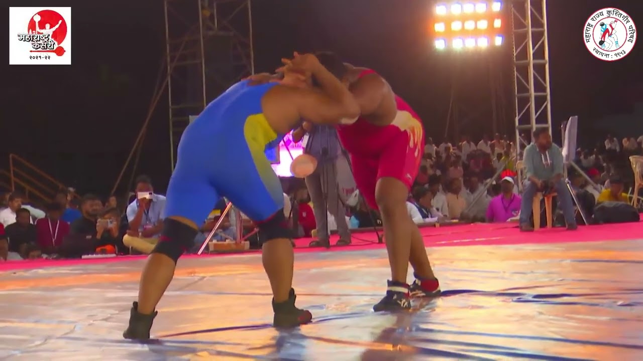 पैलवान अक्षय शिंदे तिसऱ्या फेरीत विजयी