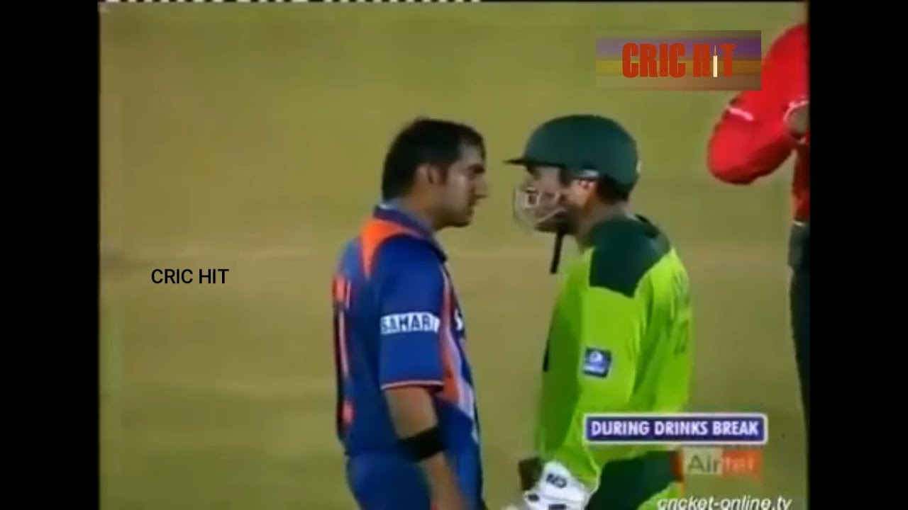Gambhir Fight With Kamran Akmal | India vs Pakistan