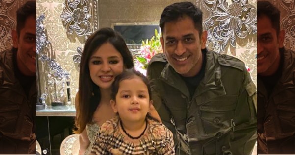 Dhoni-Family