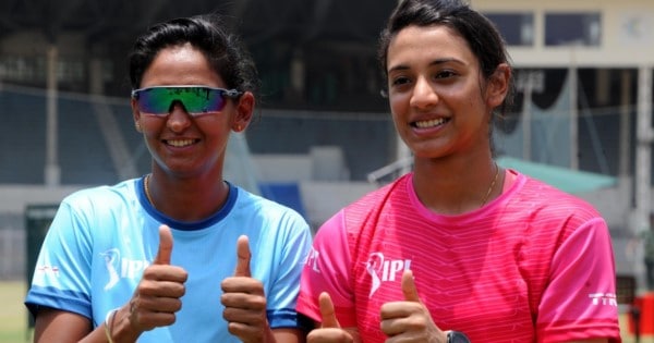 Harmanpreet Kaur and Smriti Mandhana