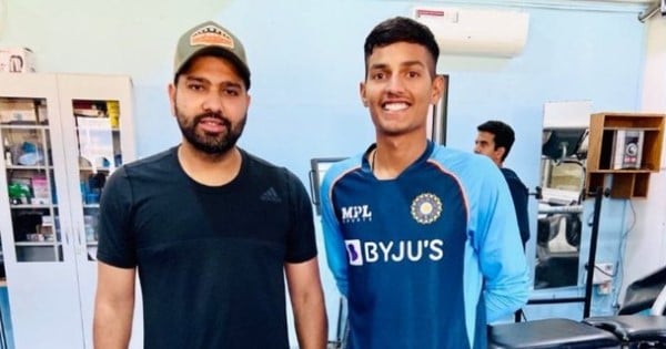 Rohit-Sharma-Yash-Dhull