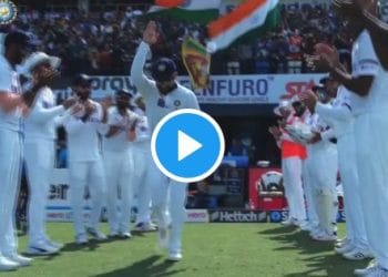 Indian-Team-Giving-Gaurd-Of-Honour