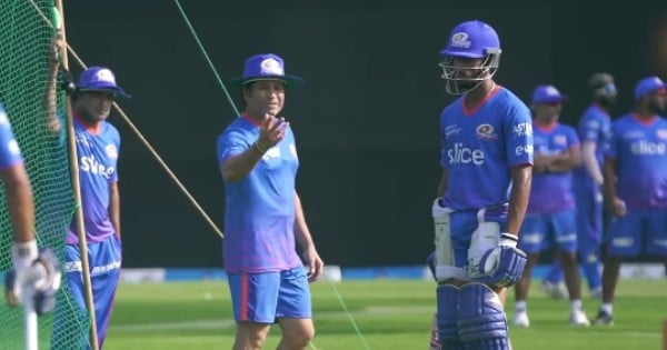 Sachin-Tendulkar-At-Training-Camp