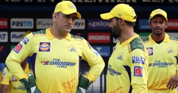 MS-Dhoni-and-Ravindra-Jadeja