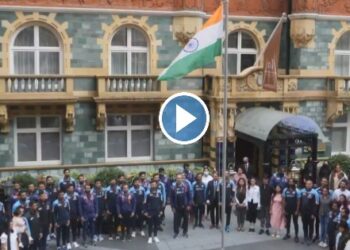 India-Flag-In-England-Video