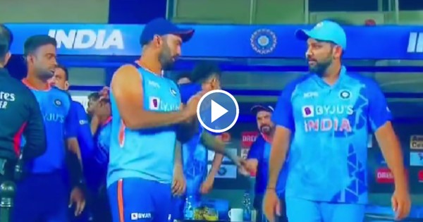 Dinesh Karthik & Rohit Sharma