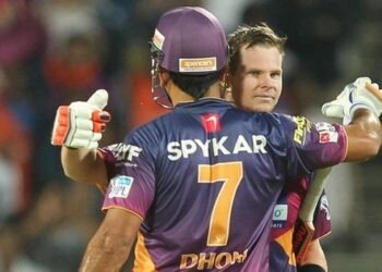 MS-Dhoni-And-Steve-Smith