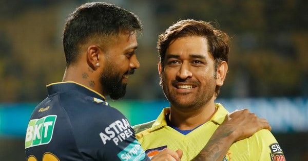 Hardik-Pandya-And-MS-Dhoni