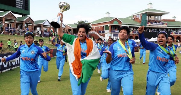 Indian-Women-Team