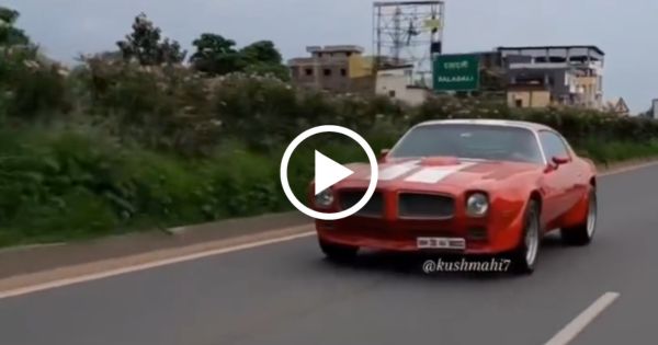 MS Dhoni with his Muscle car