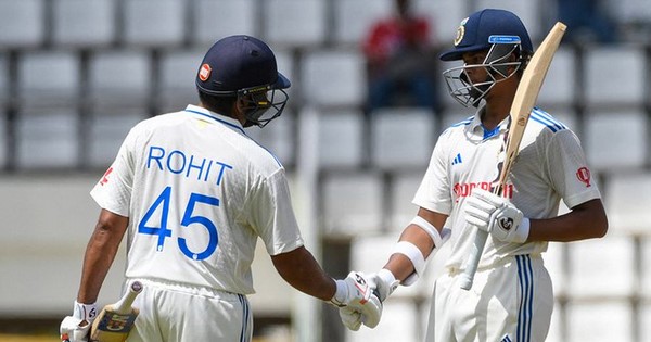 Rohit-Sharma-And-Yashasvi-Jaiswal