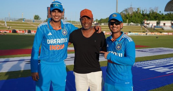 Brian-Lara-And-Ishan-Kishan-And-Shubman-Gill