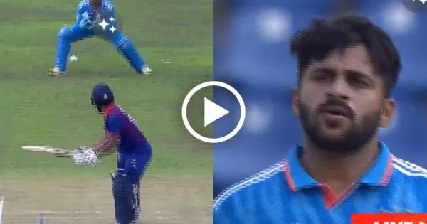 Shardul Thakur take a first wicket