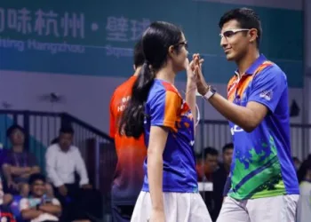 Anahat & Abhay advance into SEMIS of Mixed Doubles