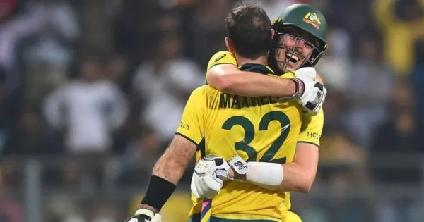 Glenn Maxwell Pat Cummins (1)