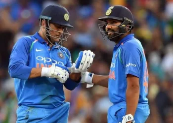 MS-Dhoni-And-Rohit-Sharma