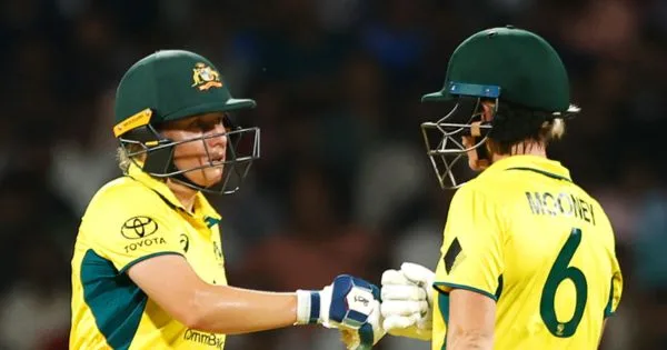 Alyssa Healy Beth Mooney