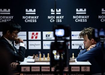 Praggnanandhaa defeats Magnus Carlsen